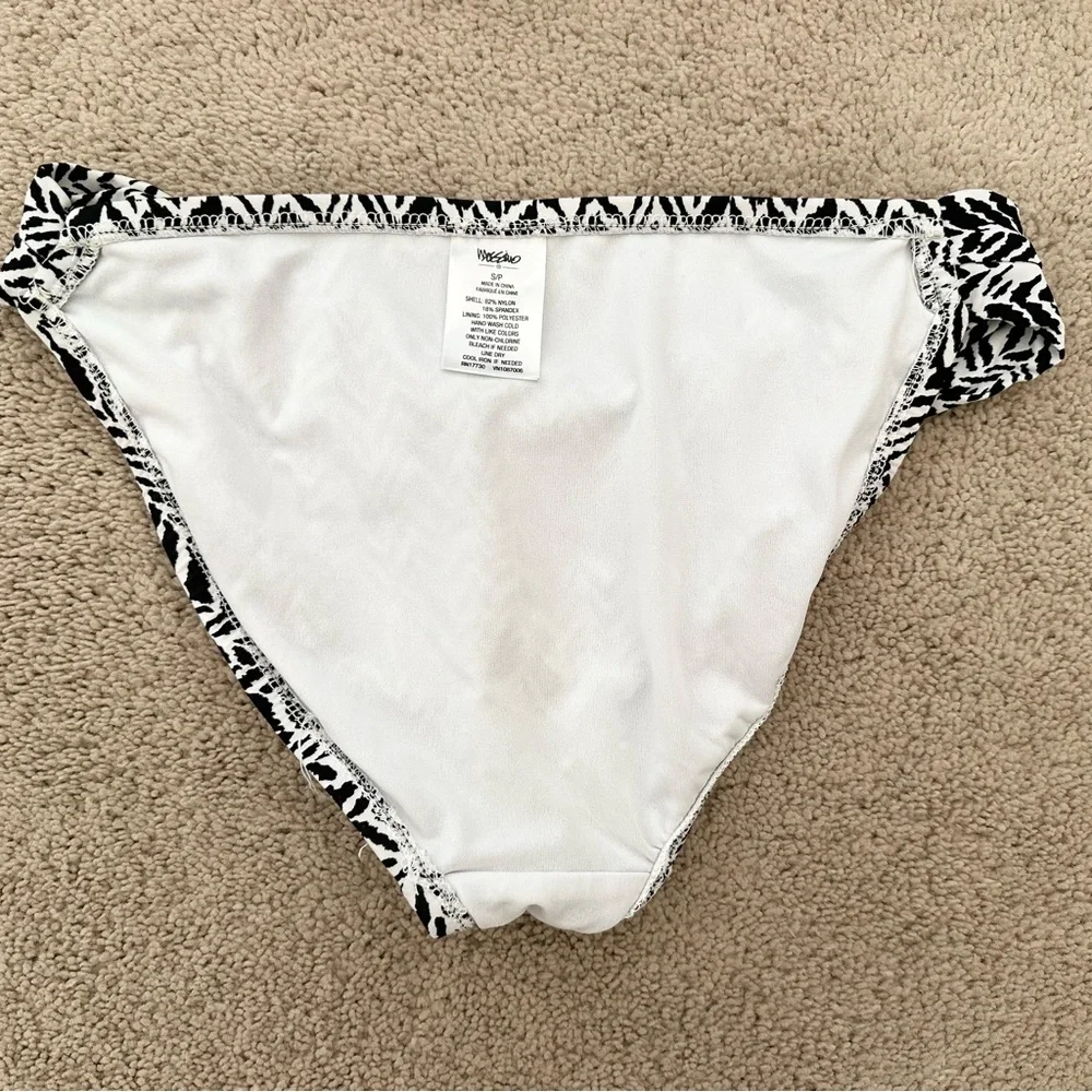 Animal Print Black & White Two Piece Bikini-Underwire Halter Top Hipster Bottoms